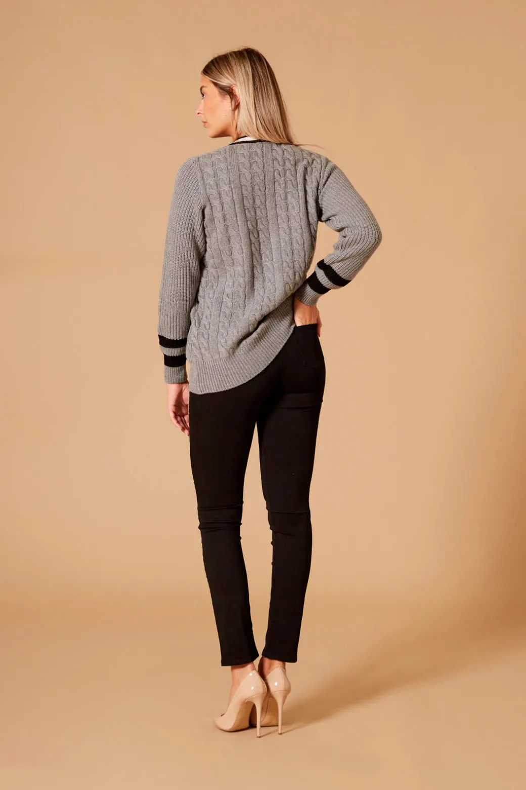 cardigan_isabel_6-1.webp CARDIGAN ISABEL