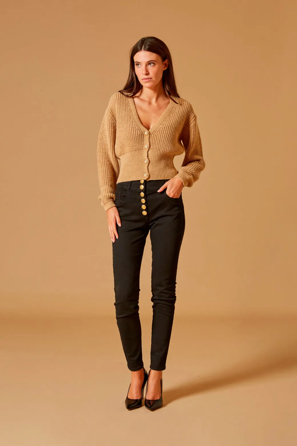 cardigan_lucerna_0.webp CARDIGAN LUCERNA