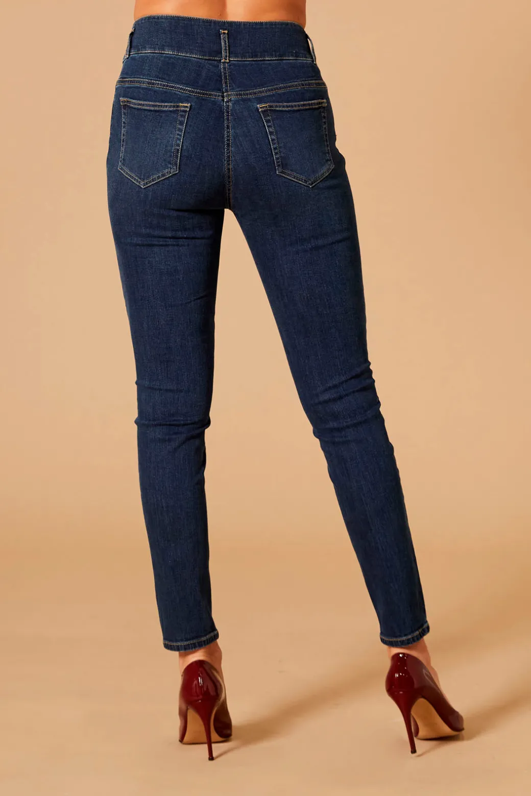 jeans_barbie_4-1.webp JEANS BARBIE